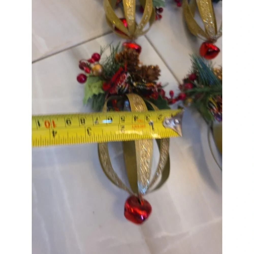 Lot of‎ 8 GOLD Tone Metallic String ORNAMENTS 6